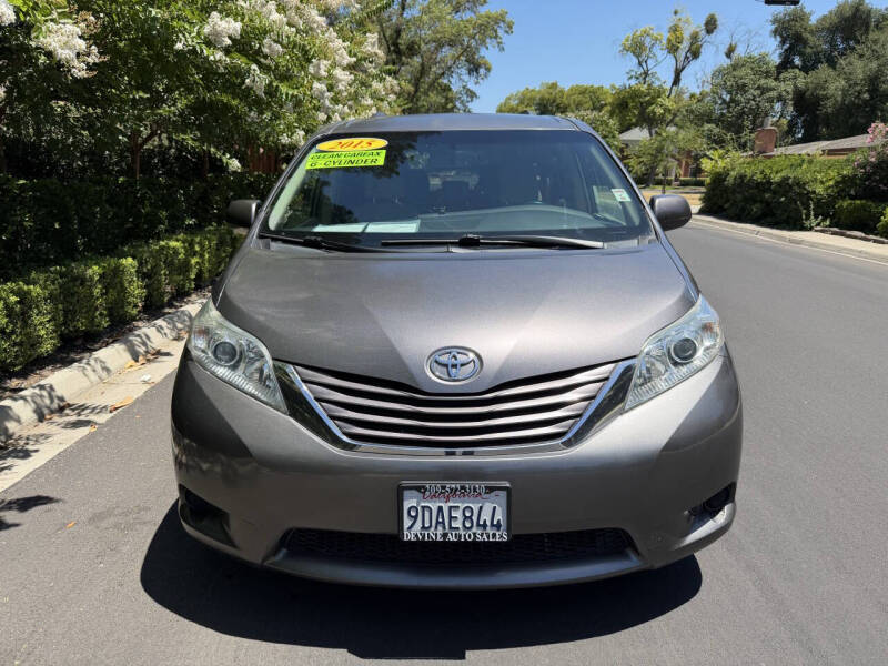 2015 Toyota Sienna LE 8-Passenger