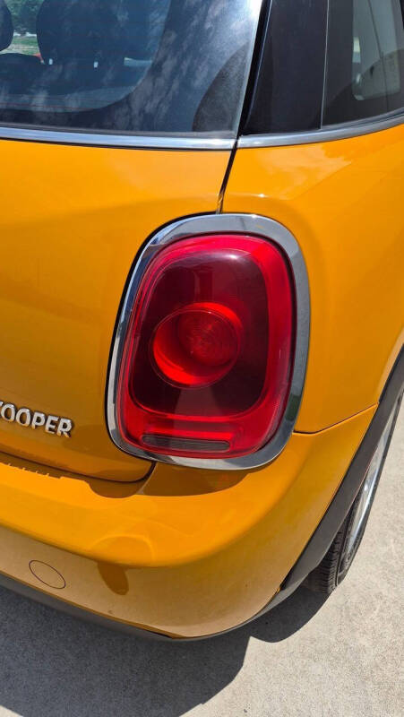 2016 MINI Hardtop 4 Door Cooper