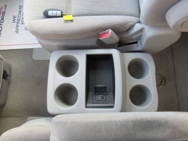 2017 Nissan Quest SV