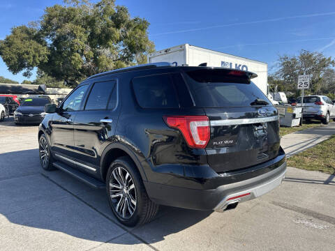 2017 Ford Explorer Platinum
