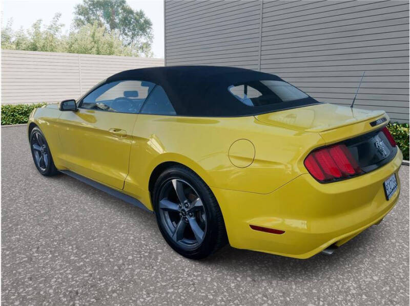 2015 Ford Mustang V6