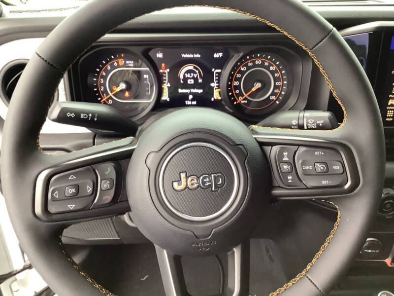 2024 Jeep Gladiator Sport