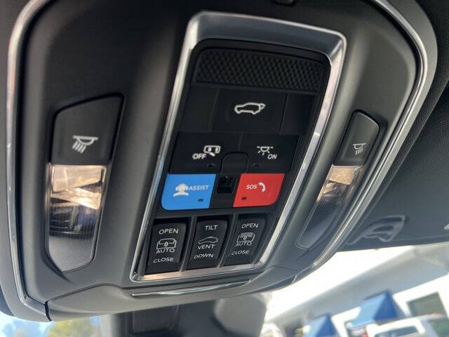 2025 Jeep Wagoneer Carbide