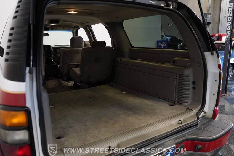 2004 Chevrolet Suburban