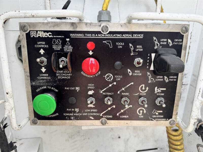 2019 Freightliner M2 106