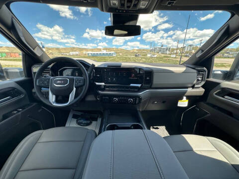 2025 GMC Sierra 3500HD