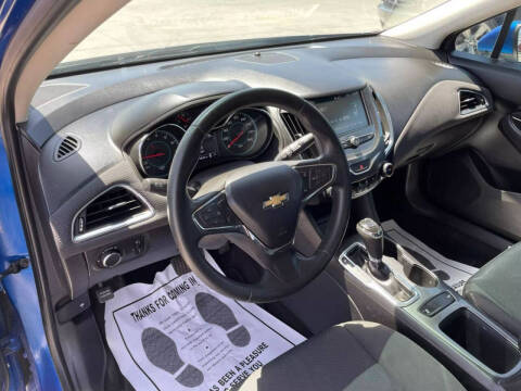 2017 Chevrolet Cruze LT Auto