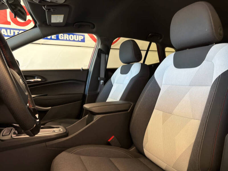 2024 Chevrolet Trax RS