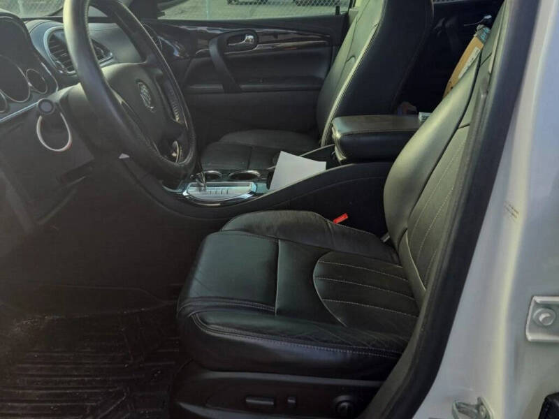 2017 Buick Enclave Leather