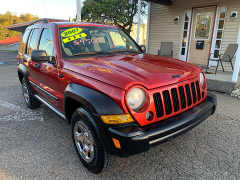 2007 Jeep Liberty for sale at G & G Auto Sales in Steubenville OH