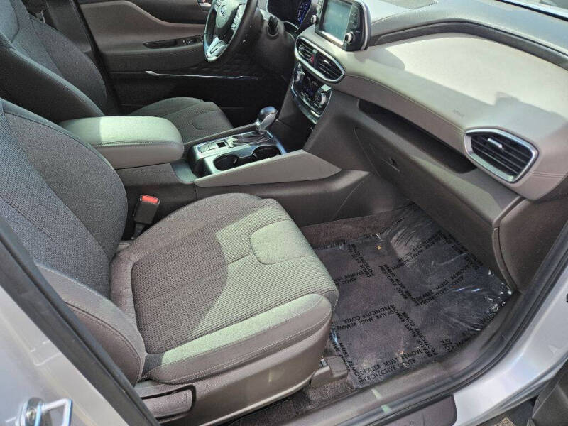 2019 Hyundai Santa Fe SEL 2.4L