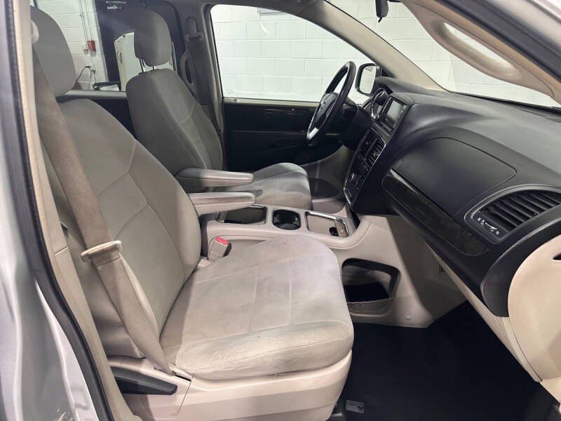 2012 Dodge Grand Caravan Crew