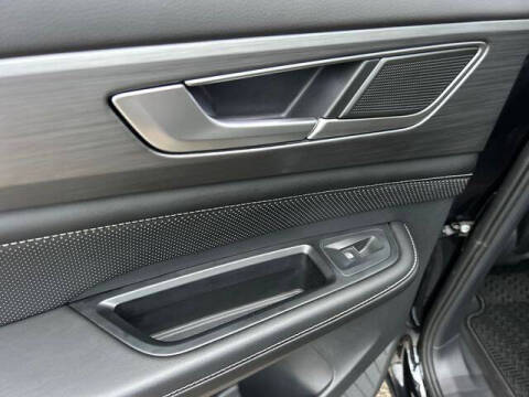 2024 Volkswagen Atlas Cross Sport SE 4Motion