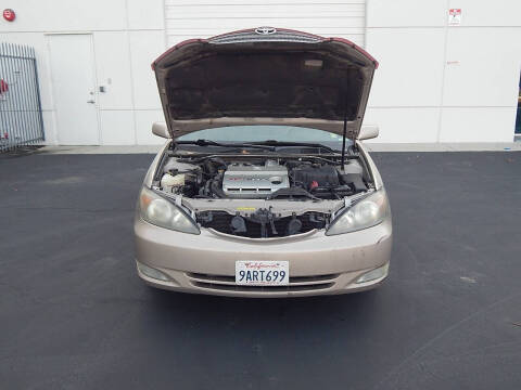 2004 Toyota Camry SE V6