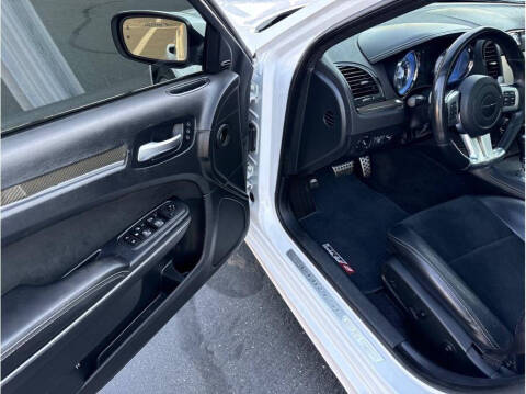 2012 Chrysler 300 SRT8