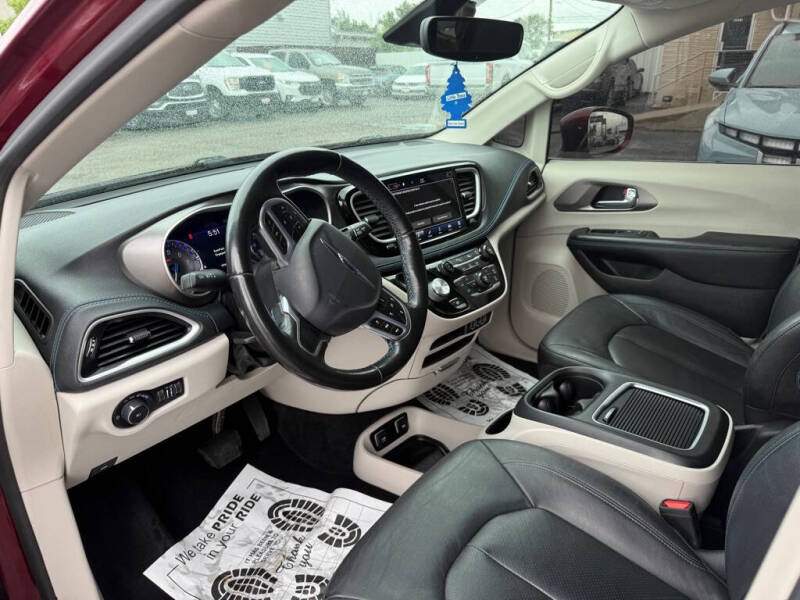 2021 Chrysler Pacifica Touring L