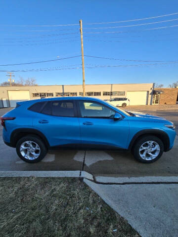 2025 Chevrolet Trax LS