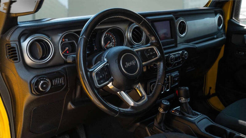 2021 Jeep Wrangler Unlimited Sahara Altitude