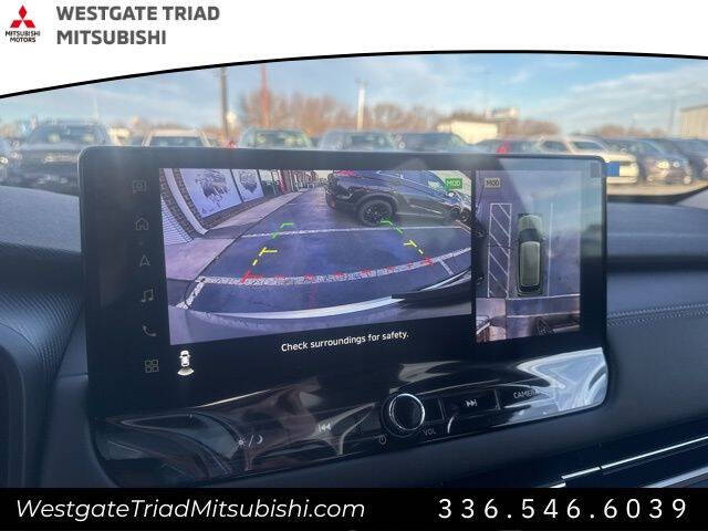 2026 Mitsubishi Outlander SE