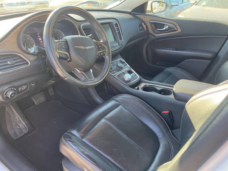 2015 Chrysler 200 C