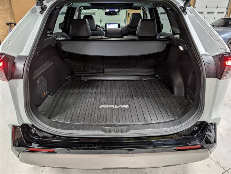 2024 Toyota RAV4 Hybrid XSE