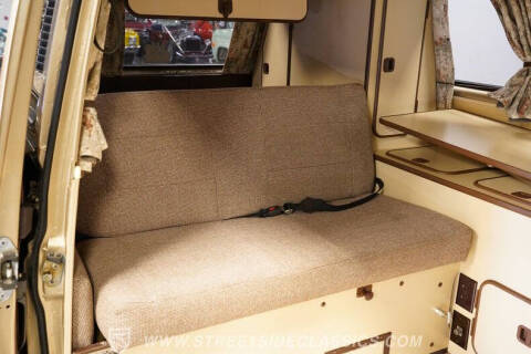1982 Volkswagen Vanagon Camper