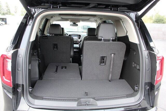 2022 GMC Acadia Denali