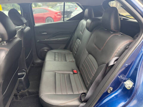 2019 Nissan Kicks SR