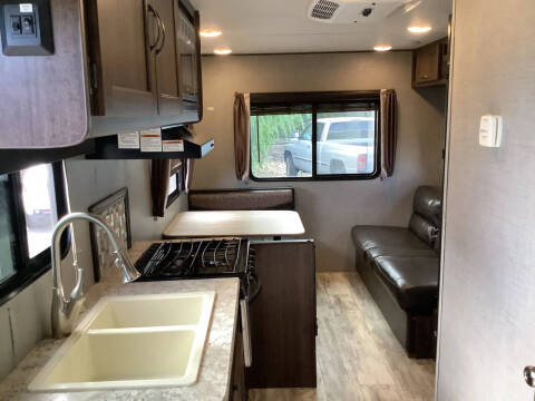 2018 Crossroads RV Zinger