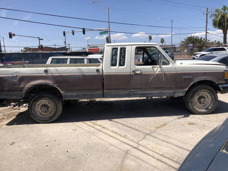 1990 Ford F-250's photo