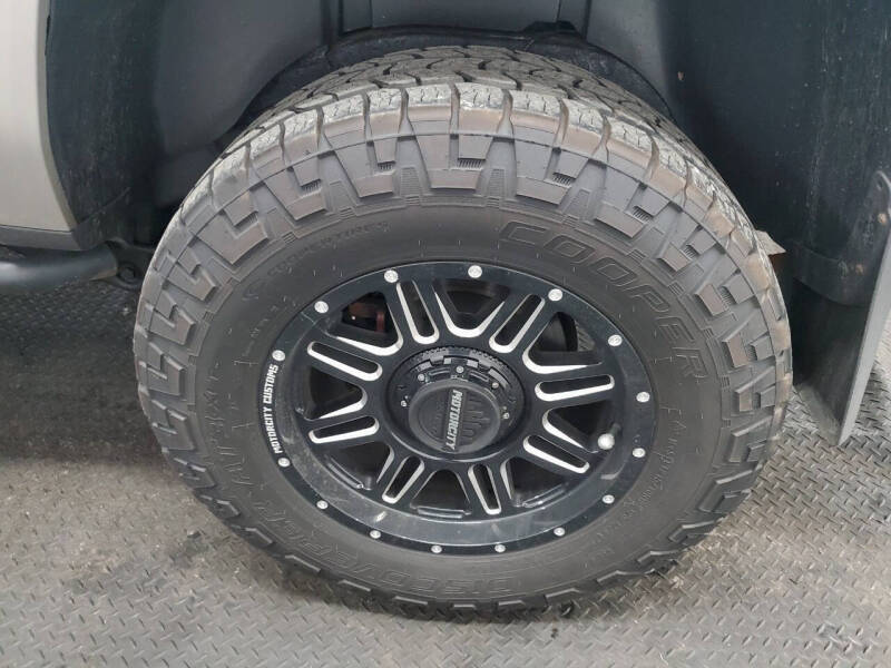 2009 HUMMER H3T Adventure