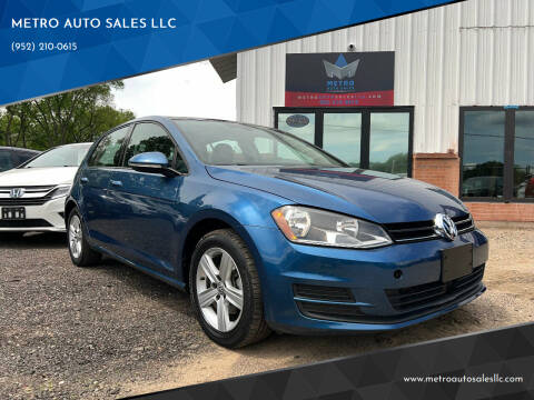 2017 Volkswagen Golf for sale at METRO AUTO SALES LLC in Lino Lakes MN