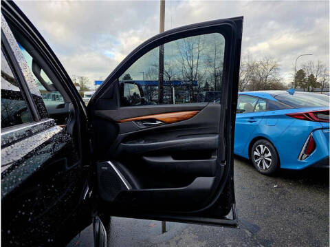 2016 Cadillac Escalade ESV Luxury Collection