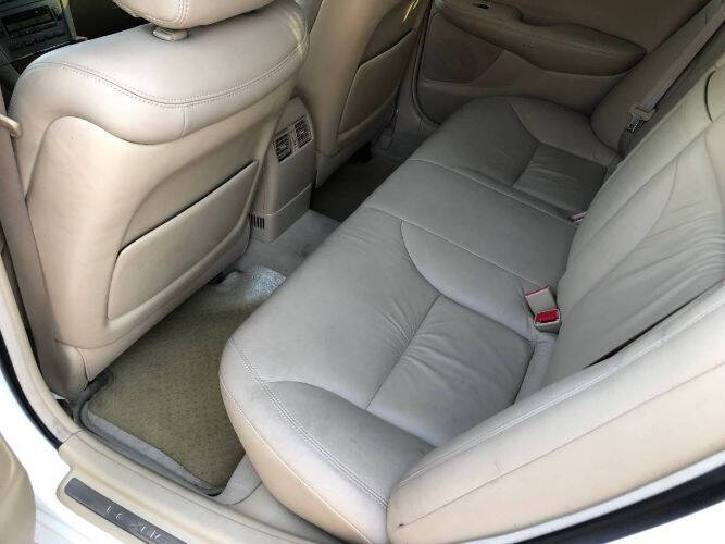 2005 Lexus ES 330