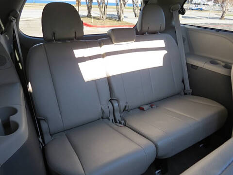 2013 Toyota Sienna Limited 7-Passenger
