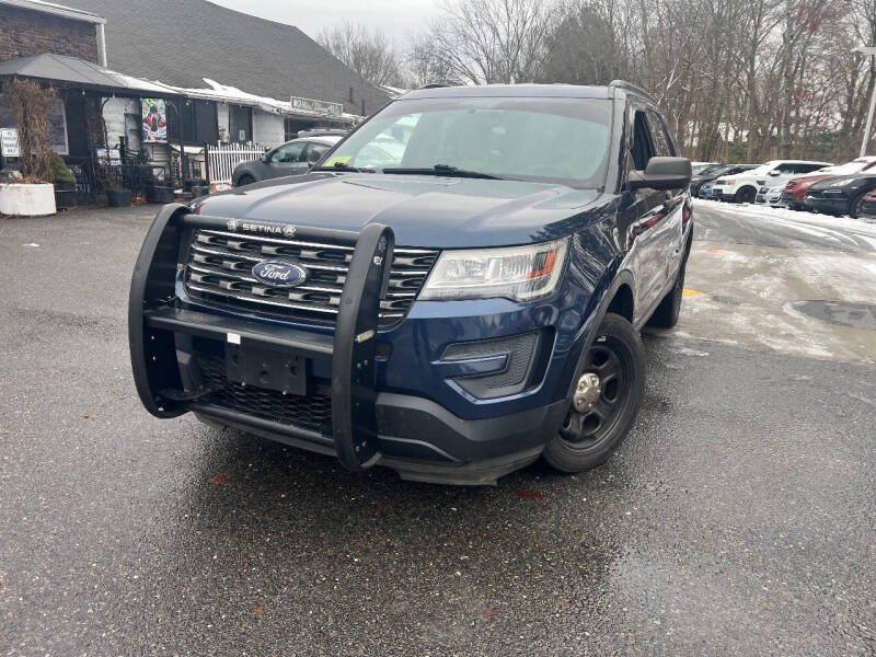 2017 Ford Explorer Base's photo