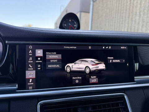 2019 Porsche Panamera