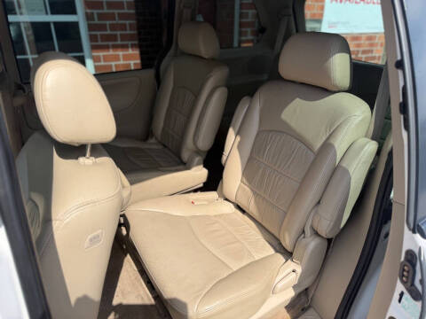 2002 Mazda MPV ES