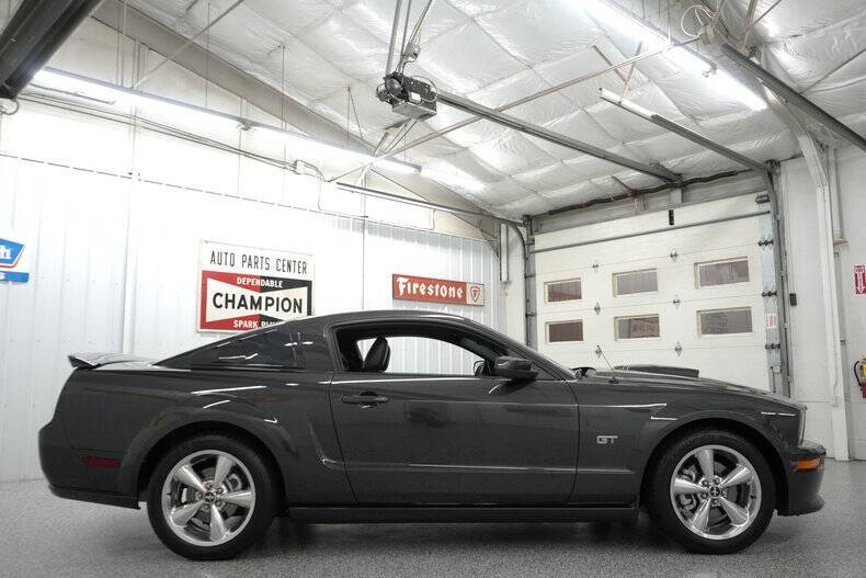 2008 Ford Mustang