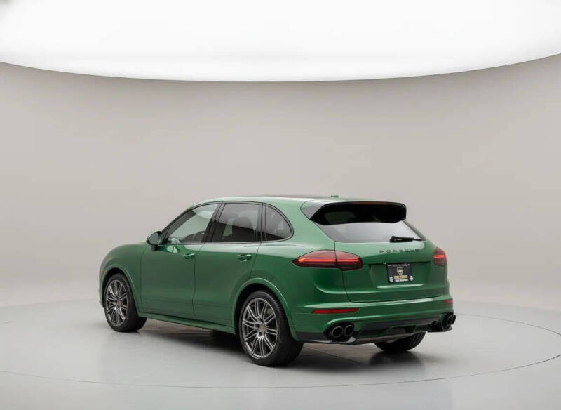 2016 Porsche Cayenne GTS