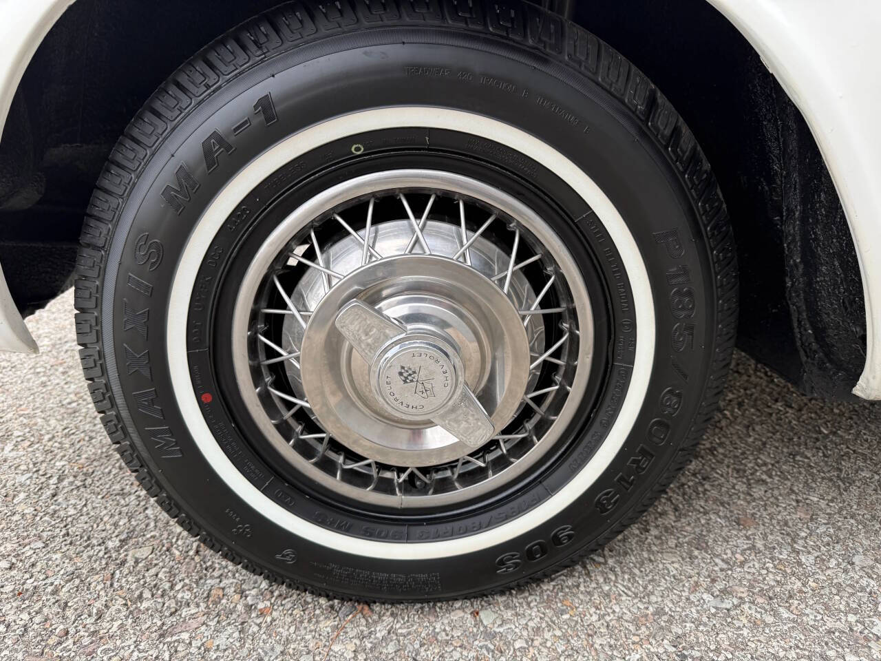 1963 Chevrolet Corvair 38