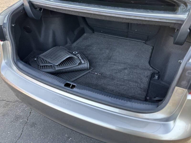 2015 Lexus IS 250