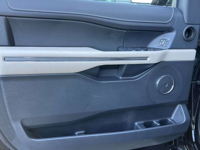 2022 Ford Expedition MAX XLT