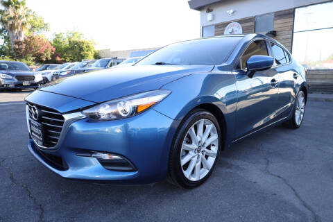 2017 Mazda MAZDA3 Touring