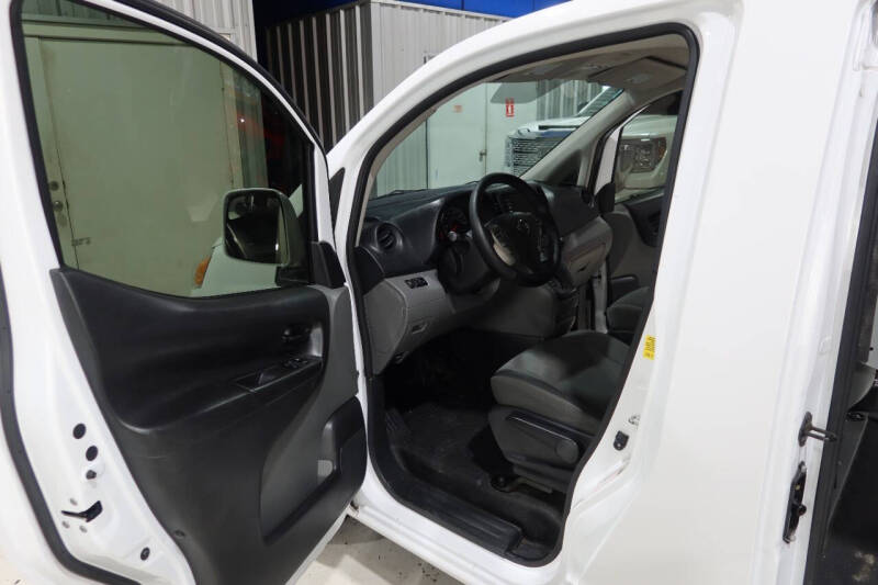 2021 Nissan NV200 SV