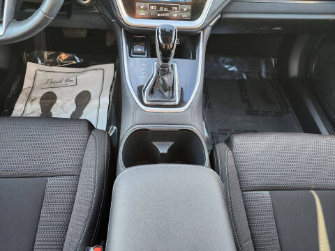 2024 Subaru Outback Premium