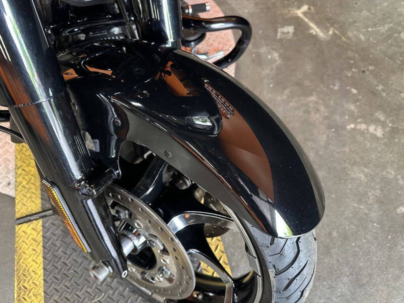 2022 Harley-Davidson FLTRXS - Road Glide Spec