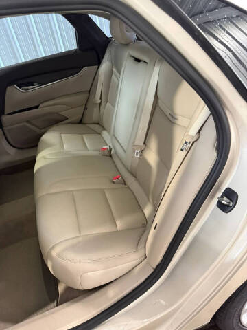 2015 Cadillac XTS Standard