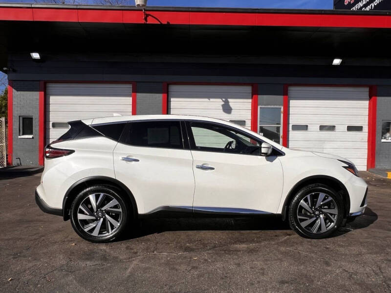 2023 Nissan Murano SL photo 1