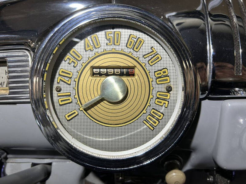 1947 Ford Super Deluxe